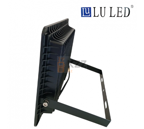 Светодиодный уличный прожектор LU LED 150W 6500K (холодный белый) IP66